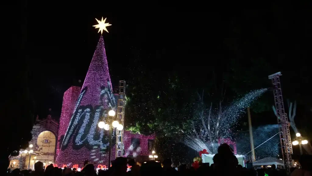 Árbol de Navidad del Centro Histórico de Puebla.
