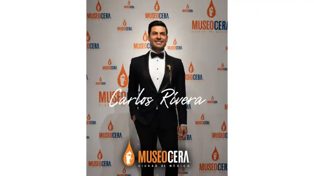 Figura de cera del cantante Carlos Rivera.