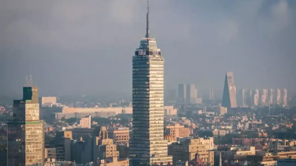 Vista de la Torre Latinoamericana.