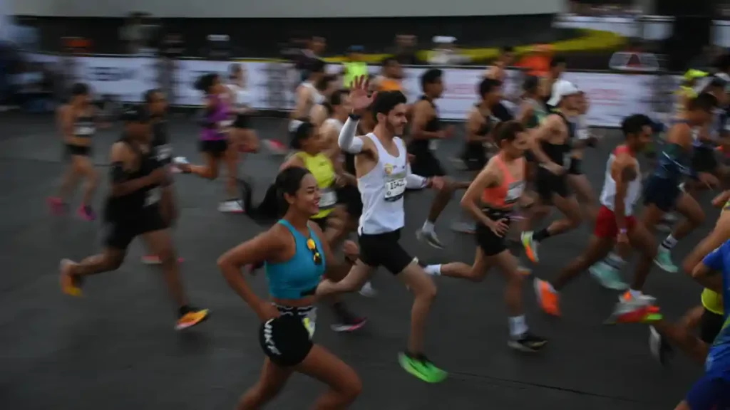 Participantes del Medio Maratón de la Ciudad de México.