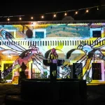 Proyección en el Barrio del Artista, uno de los puntos del Festival Glow México que se realiza en Puebla.