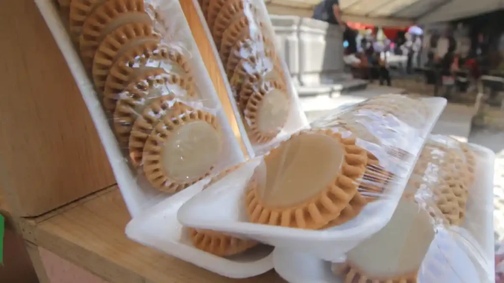 Tortitas de Santa Clara, otros dulces típicos de Puebla.